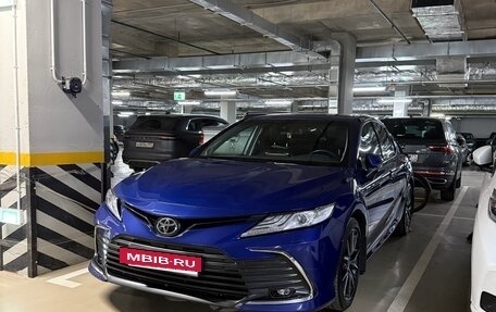 Toyota Camry, 2021 год, 3 300 000 рублей, 12 фотография