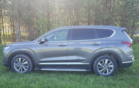 Hyundai Santa Fe IV, 2019 год, 3 090 000 рублей, 2 фотография