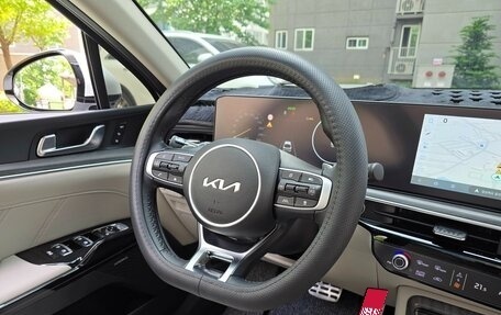 KIA K5, 2023 год, 3 240 000 рублей, 14 фотография