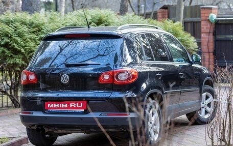 Volkswagen Tiguan I, 2011 год, 1 290 000 рублей, 4 фотография