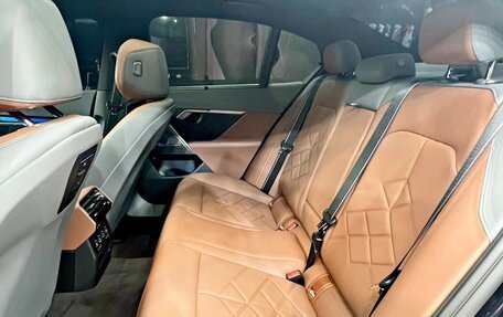 BMW 5 серия, 2025 год, 8 690 000 рублей, 15 фотография