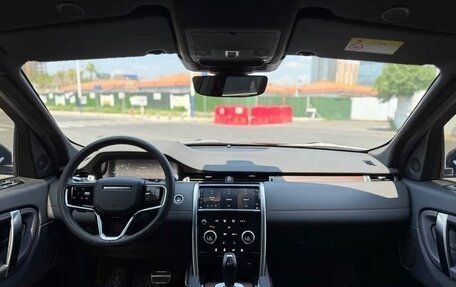 Land Rover Discovery Sport I рестайлинг, 2022 год, 2 990 400 рублей, 12 фотография
