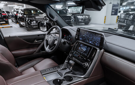 Lexus LX, 2024 год, 14 950 000 рублей, 3 фотография