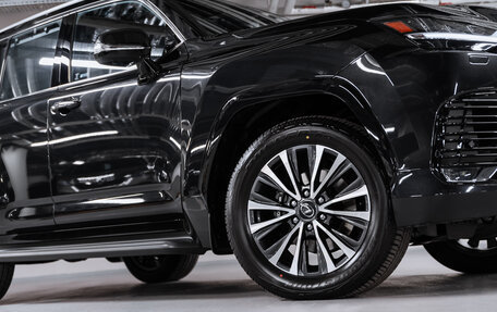 Lexus LX, 2024 год, 14 950 000 рублей, 9 фотография