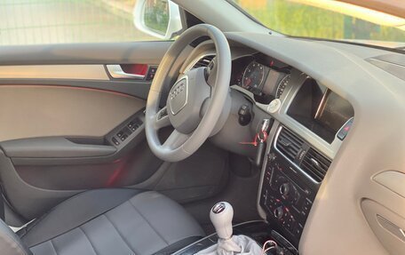 Audi A4, 2011 год, 888 000 рублей, 15 фотография