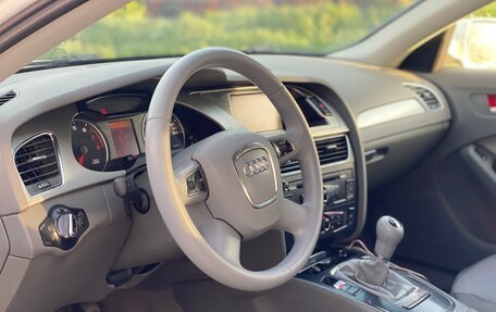 Audi A4, 2011 год, 888 000 рублей, 13 фотография