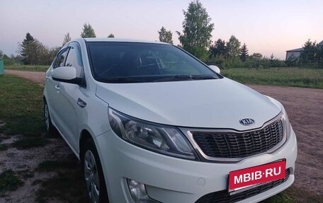KIA Rio III рестайлинг, 2012 год, 650 000 рублей, 4 фотография