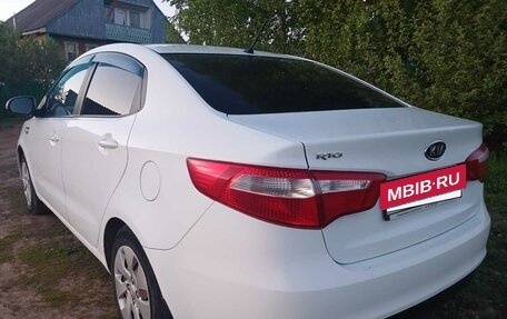 KIA Rio III рестайлинг, 2012 год, 650 000 рублей, 3 фотография
