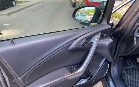 Opel Astra J, 2011 год, 610 000 рублей, 16 фотография