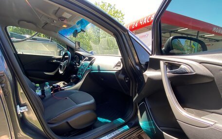 Opel Astra J, 2011 год, 610 000 рублей, 14 фотография