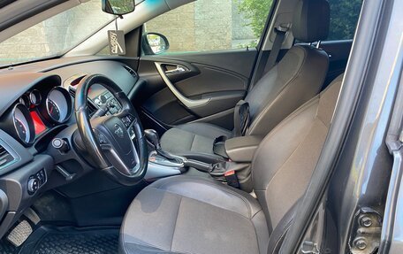Opel Astra J, 2011 год, 610 000 рублей, 18 фотография