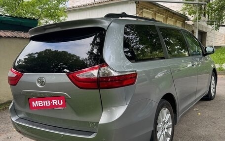 Toyota Sienna III, 2016 год, 3 000 050 рублей, 3 фотография