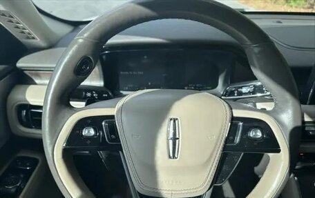 Lincoln Aviator II, 2022 год, 5 880 000 рублей, 10 фотография