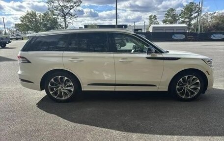 Lincoln Aviator II, 2022 год, 5 880 000 рублей, 8 фотография