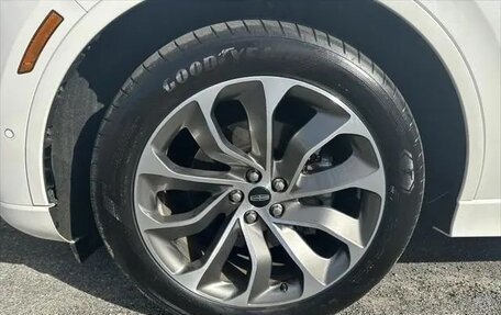 Lincoln Aviator II, 2022 год, 5 880 000 рублей, 25 фотография