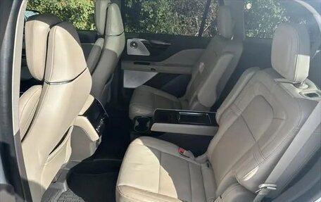 Lincoln Aviator II, 2022 год, 5 880 000 рублей, 18 фотография