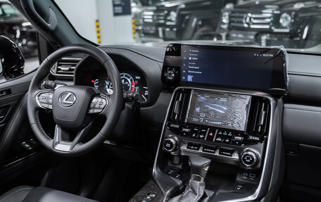 Lexus LX, 2024 год, 14 350 000 рублей, 3 фотография