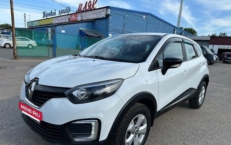 Renault Kaptur I рестайлинг, 2017 год, 1 375 000 рублей, 3 фотография