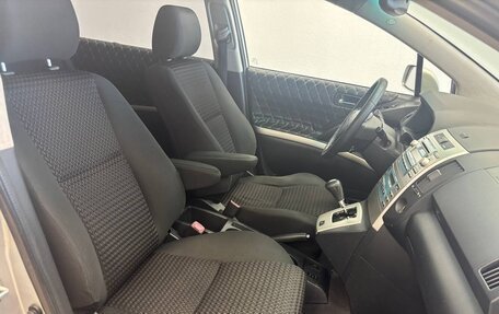 Toyota Corolla Verso I, 2008 год, 740 000 рублей, 23 фотография