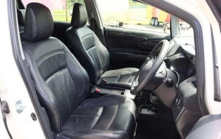 Toyota Wish II, 2017 год, 1 050 000 рублей, 6 фотография
