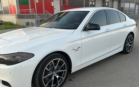BMW 5 серия, 2012 год, 2 200 000 рублей, 4 фотография