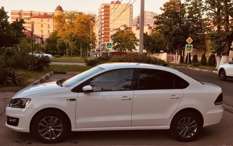 Volkswagen Polo VI (EU Market), 2019 год, 1 190 000 рублей, 2 фотография