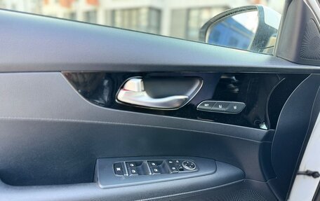 KIA Cerato IV, 2019 год, 2 060 000 рублей, 20 фотография