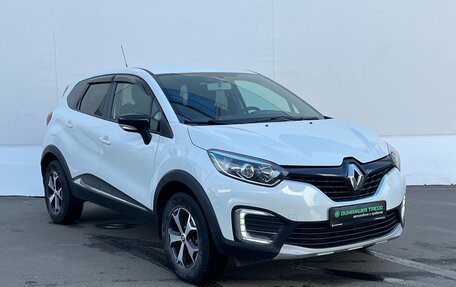 Renault Kaptur I рестайлинг, 2019 год, 1 460 000 рублей, 3 фотография