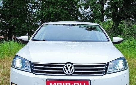Volkswagen Passat B7, 2011 год, 1 170 000 рублей, 2 фотография