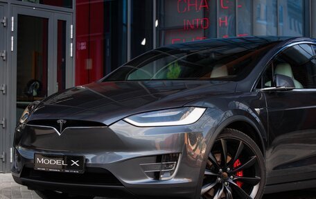 Tesla Model X I, 2018 год, 5 500 000 рублей, 4 фотография