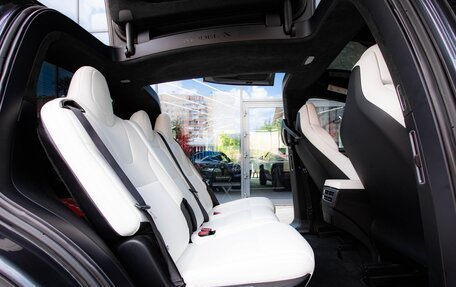 Tesla Model X I, 2018 год, 5 500 000 рублей, 27 фотография
