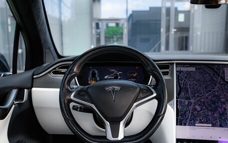 Tesla Model X I, 2018 год, 5 500 000 рублей, 24 фотография