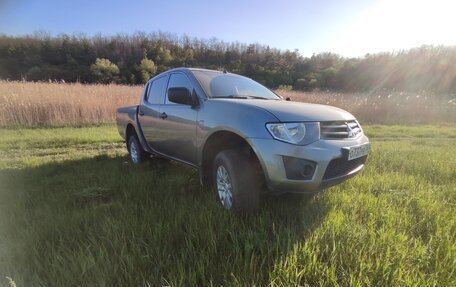 Mitsubishi L200 IV рестайлинг, 2013 год, 1 450 000 рублей, 6 фотография