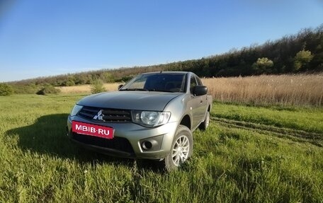 Mitsubishi L200 IV рестайлинг, 2013 год, 1 450 000 рублей, 3 фотография