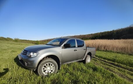 Mitsubishi L200 IV рестайлинг, 2013 год, 1 450 000 рублей, 11 фотография