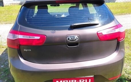 KIA Rio III рестайлинг, 2015 год, 600 000 рублей, 2 фотография