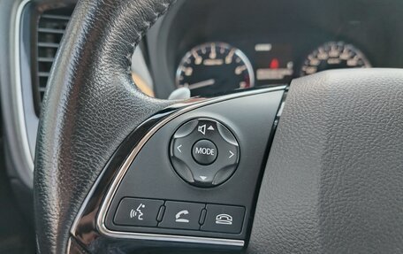 Mitsubishi Outlander III рестайлинг 3, 2018 год, 1 987 000 рублей, 7 фотография