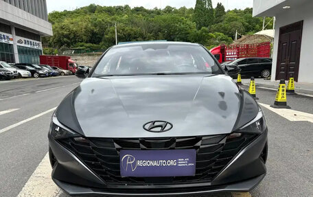 Hyundai Elantra, 2024 год, 1 780 000 рублей, 2 фотография