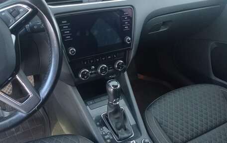 Skoda Octavia, 2018 год, 2 190 000 рублей, 8 фотография
