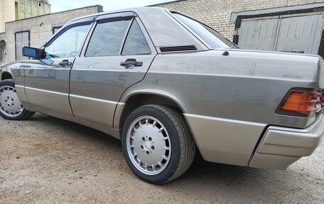 Mercedes-Benz 190 (W201), 1992 год, 860 000 рублей, 12 фотография