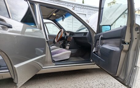 Mercedes-Benz 190 (W201), 1992 год, 860 000 рублей, 15 фотография