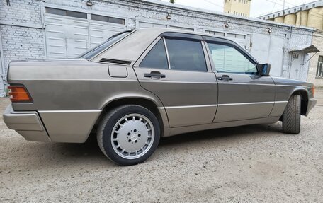 Mercedes-Benz 190 (W201), 1992 год, 860 000 рублей, 11 фотография