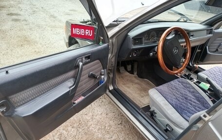 Mercedes-Benz 190 (W201), 1992 год, 860 000 рублей, 17 фотография
