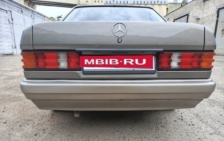 Mercedes-Benz 190 (W201), 1992 год, 860 000 рублей, 6 фотография