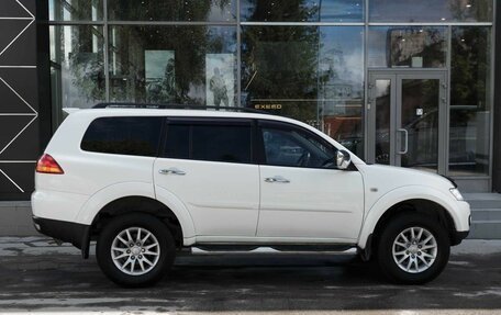 Mitsubishi Pajero Sport II рестайлинг, 2012 год, 2 130 000 рублей, 4 фотография