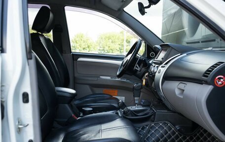 Mitsubishi Pajero Sport II рестайлинг, 2012 год, 2 130 000 рублей, 24 фотография