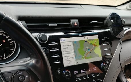 Toyota Camry, 2020 год, 3 200 000 рублей, 9 фотография