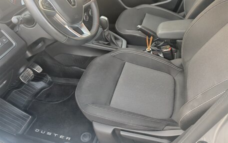 Renault Duster, 2022 год, 1 800 000 рублей, 16 фотография