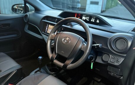 Toyota Aqua I, 2016 год, 980 000 рублей, 11 фотография
