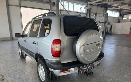 Chevrolet Niva I рестайлинг, 2003 год, 232 000 рублей, 4 фотография